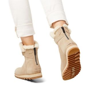 NIB SOREL HARLOW COZY BOOTIE size 9